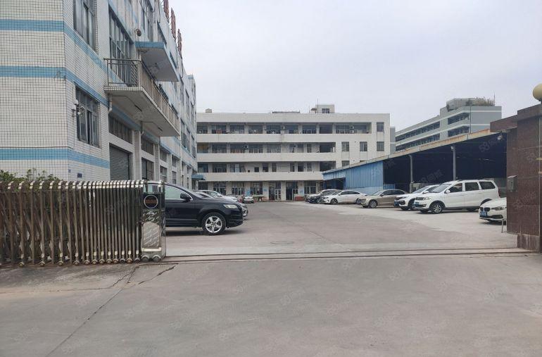 寮步 泉塘 独院 厂房出租 共5000平方，形象好