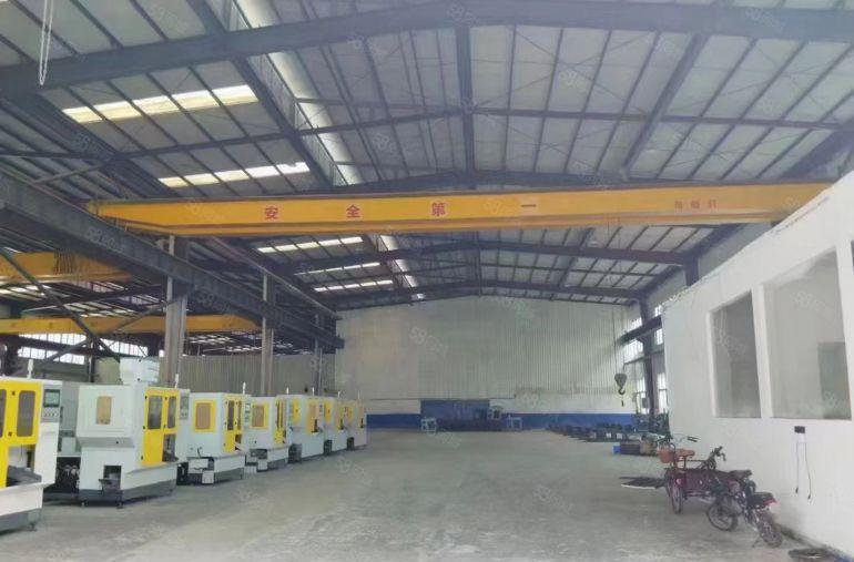 寮步石大路边单一层钢构厂房650平方 带航车