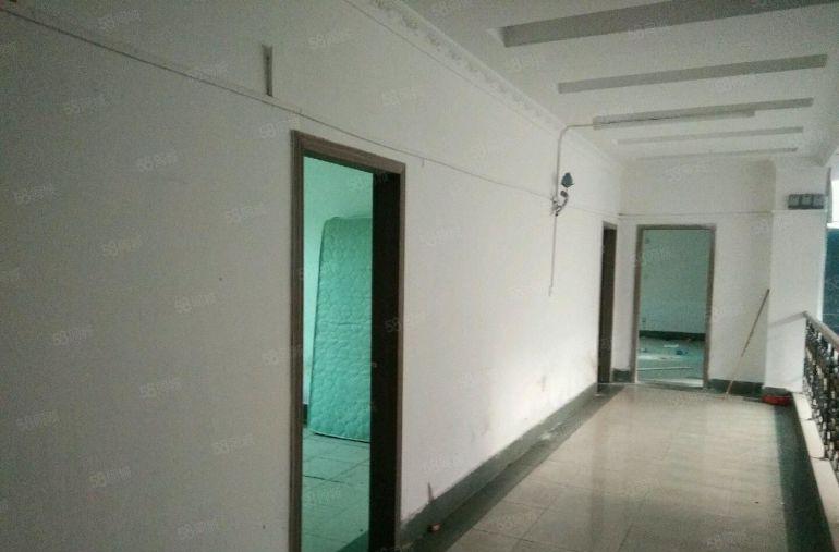 西溪 芦溪路二楼300平 8元 三楼600平 7元 带货梯