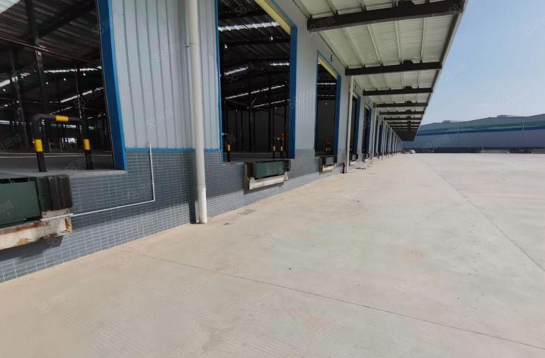 寮步高标物流仓一万平