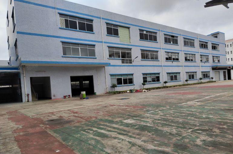 精装修独院厂房出租三层5100平方形象好空地大