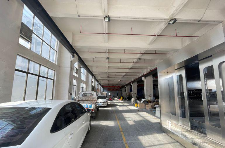 标准一楼厂房 高度7.5米带现成4部10吨行车 水电齐全