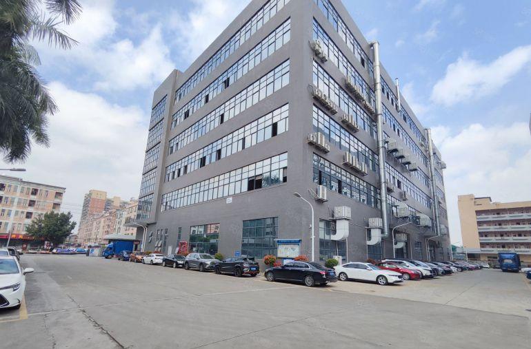 寮步泉塘2800平方厂房出租，办公室带装修有地坪漆只租10元