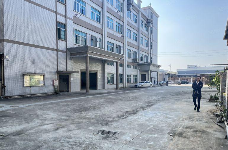 寮步新出原房东独院。带独栋装修办公室带牛角位形象好空地非常大