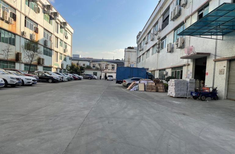 低价厂房出租！寮步凫山原房东厂房一楼700平，带办公室