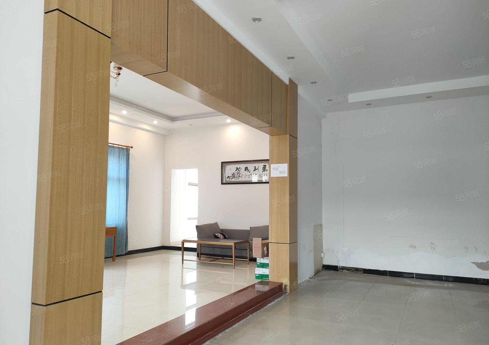 寮步 上底 独院厂房 分租整层2000平方.现成装修