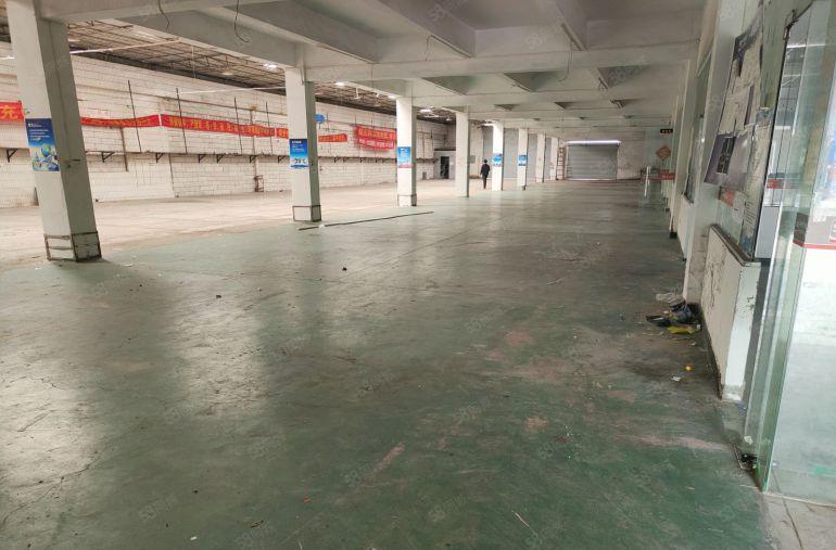 寮步泉塘原房东2500平一楼带现成办公室出租