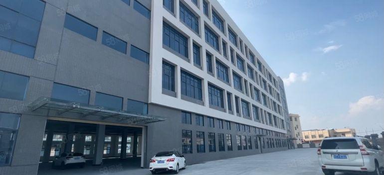 寮步楼上厂房低价出租3300平方全新地坪漆装修水电到位