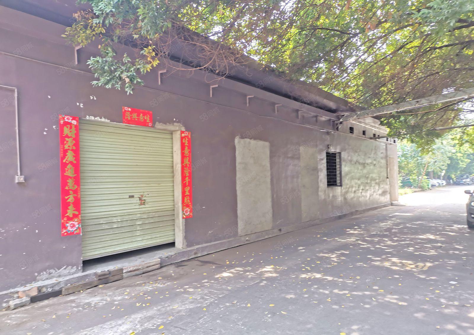 工业区独立一楼厂房250平方米招租现成办公室装修