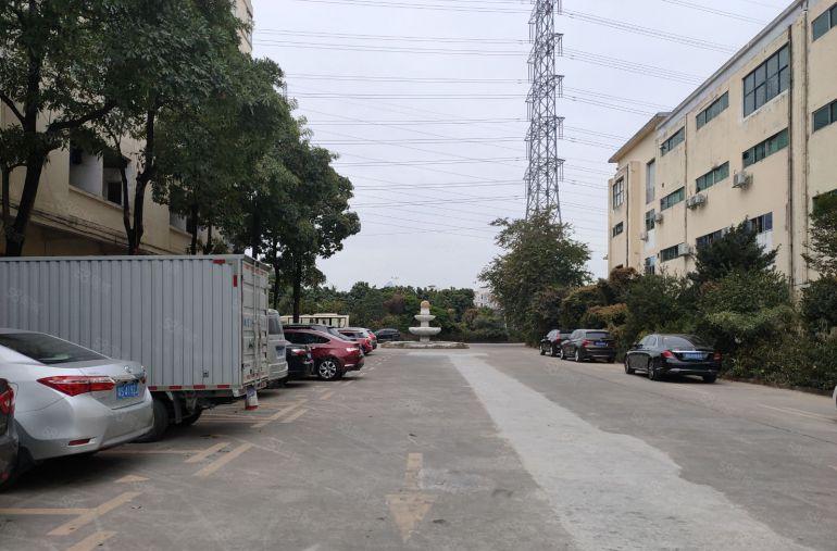 寮步缪边600平方厂房出租,可做仓库,租金便宜！急