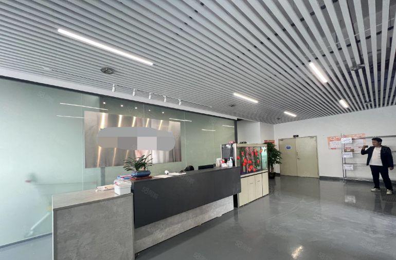 寮步上屯2250平可分精装修低价厂房仓库无尘车间一楼楼上出租