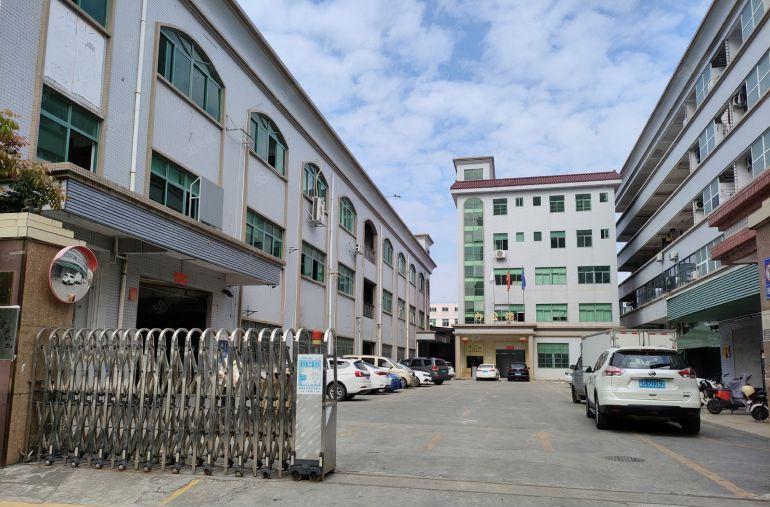 寮步3层独院9200平米厂房底价直租，证件齐全可办环评，现房