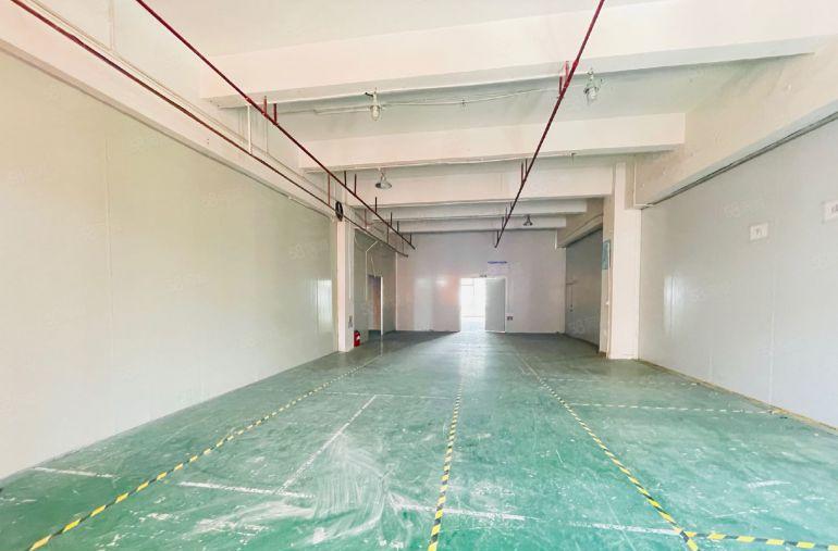 寮步镇华南城成熟园区有精装修水电齐全大小可分租园区空地大