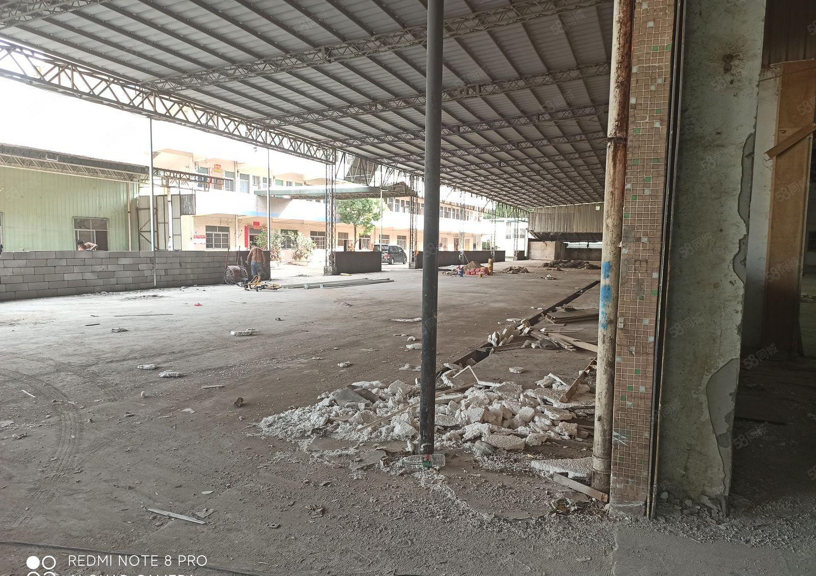 靠近东城单一层独院9000方出租（可分租）