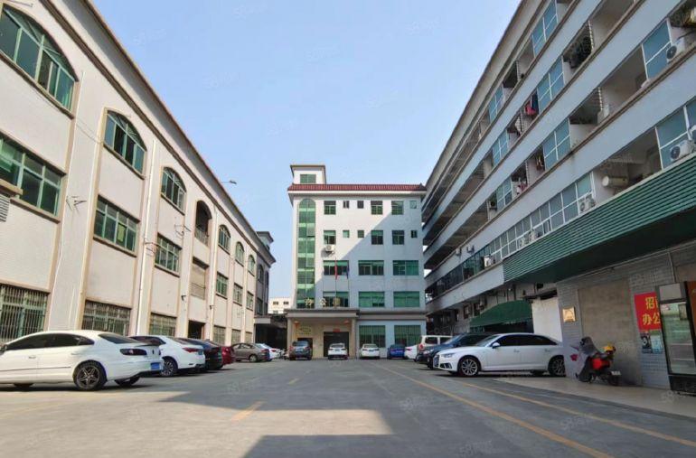 寮步独门独院9900平方厂房出租，15块