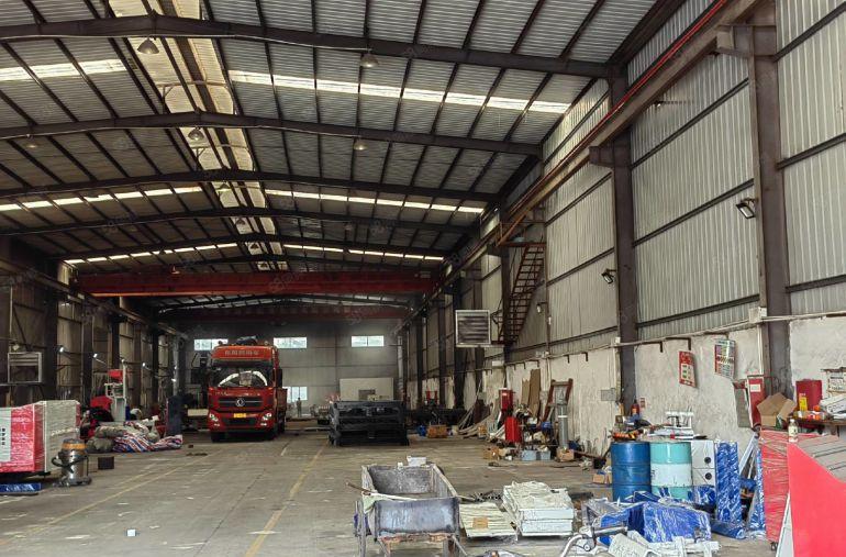 寮步镇工业区2000平方13米高带10吨行车单一层厂房出租