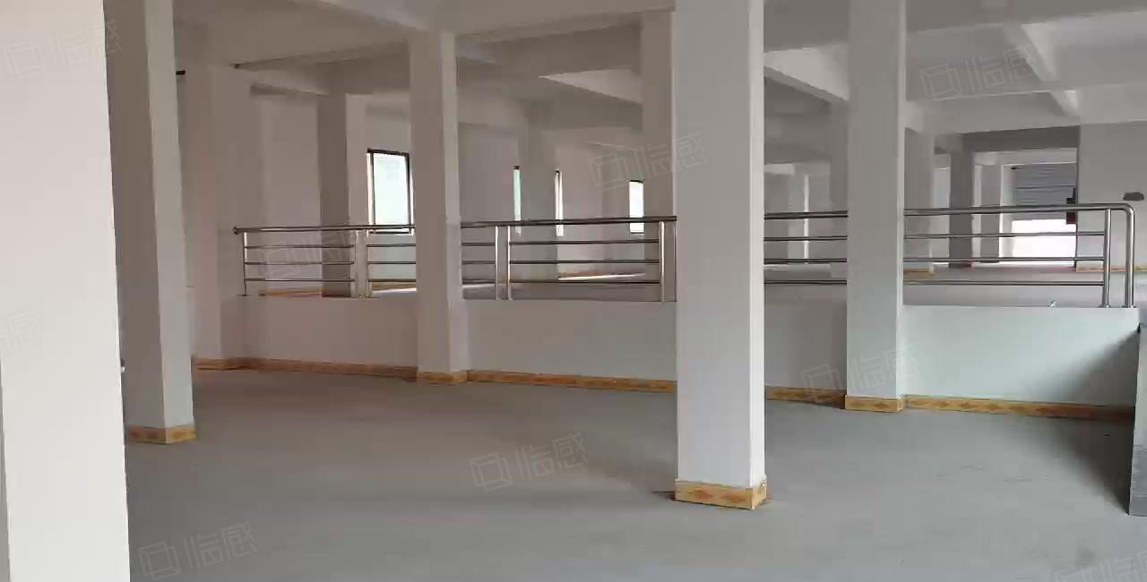 寮步竹园新出低价厂房五楼700平方价格便宜甩租
