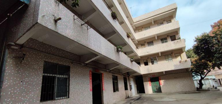 1500方的小独院整租，实际面积，门前的路大货车进不了