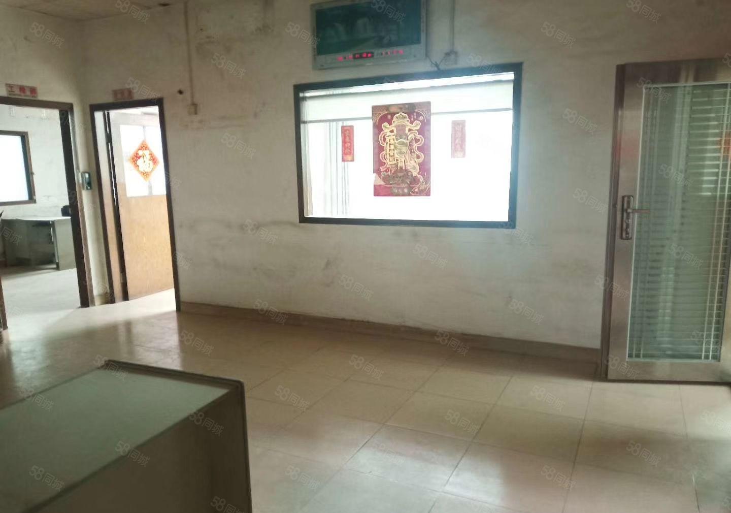 寮步镇莞樟路边楼上新出600平出租，可做加工，仓库