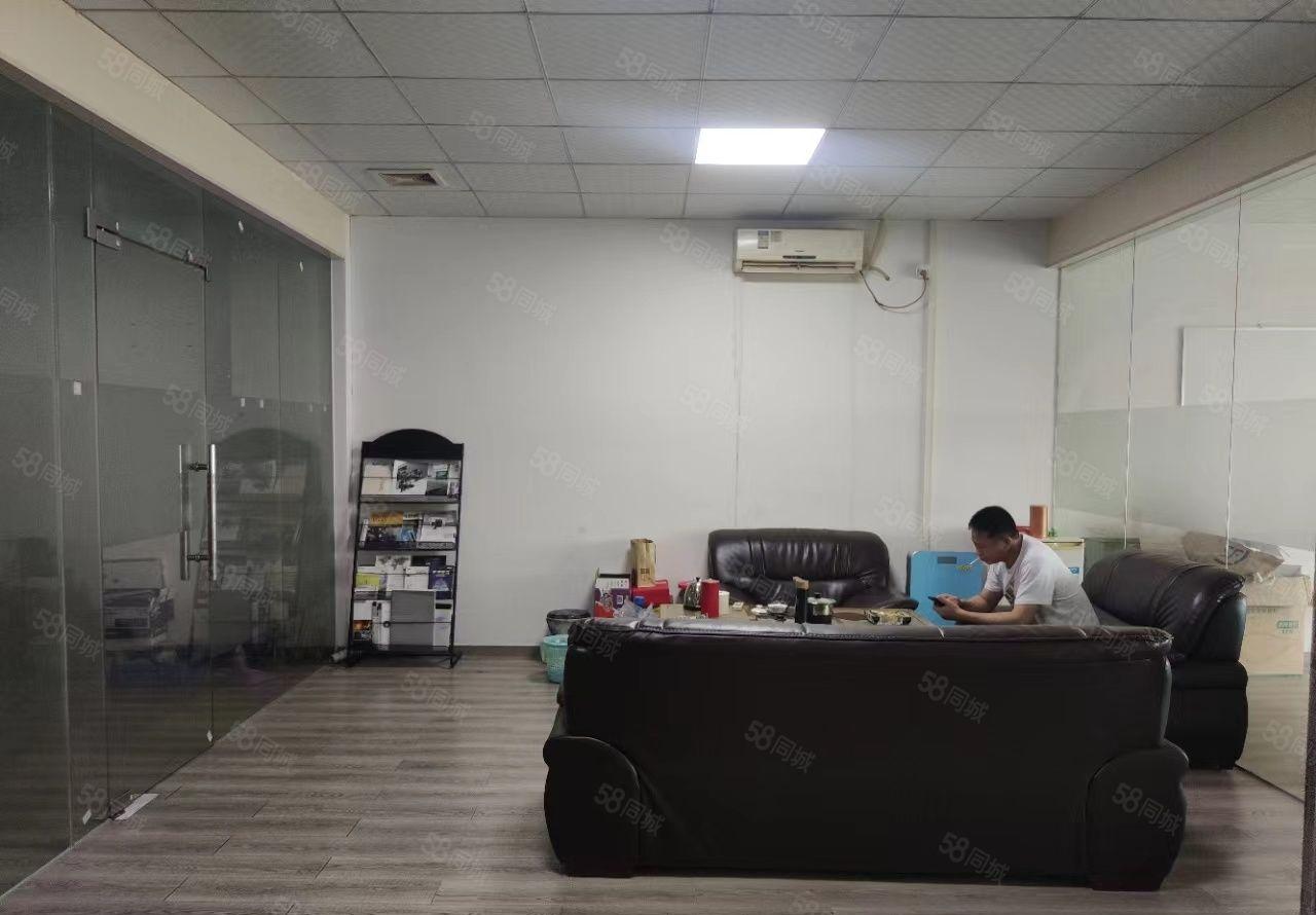 寮步上屯工业区3000平，独门独院厂房，带装修