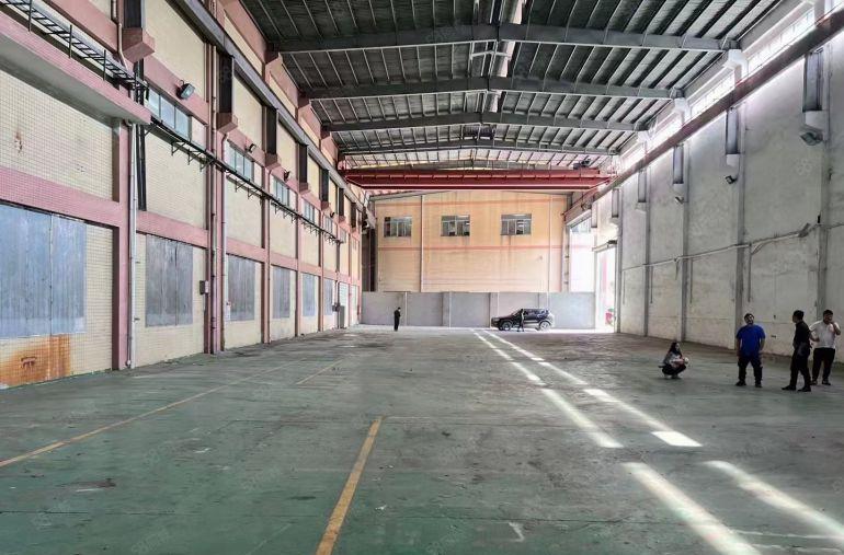 寮步10米高单一层钢结构2300平方厂房出租，带行车有办公室