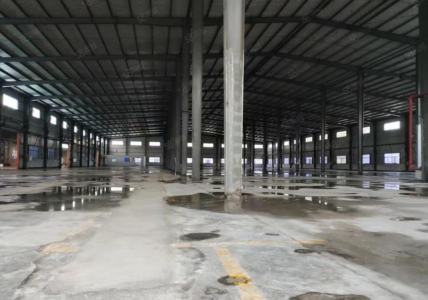 高速出口 滴水9米钢构30000平米可分租 拖头车可掉头