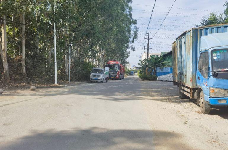 寮步镇(独院厂房)钢构单一层950平方，出租18元