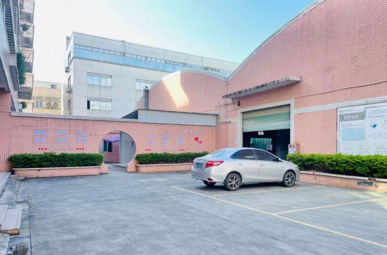 寮步镇下岭贝村原房东厂房出租 面积11000平方 形象好