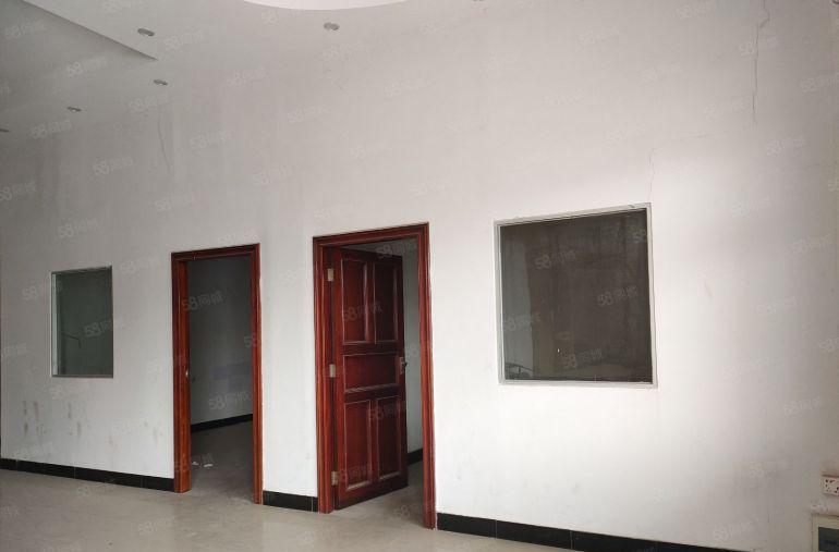 寮步 上底 独院厂房 分租整层2000平方.现成装修