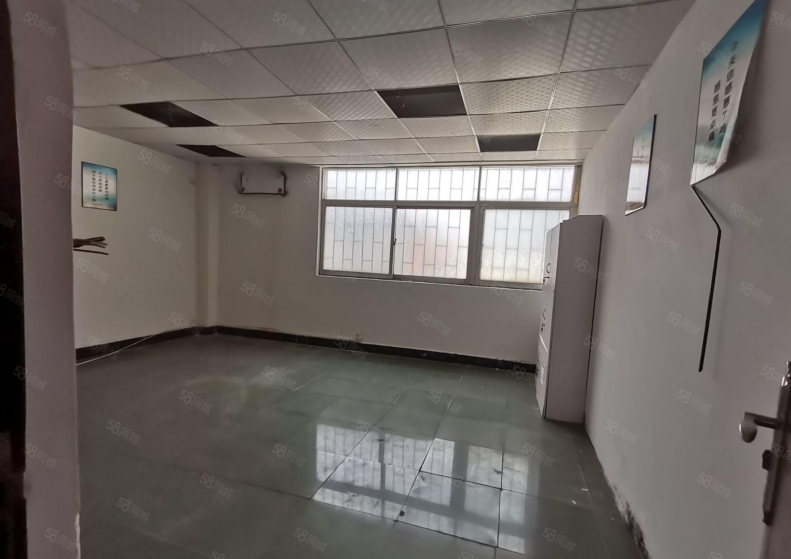 寮步向西独栋厂房1050平，水电齐全，带现成装修，环境好