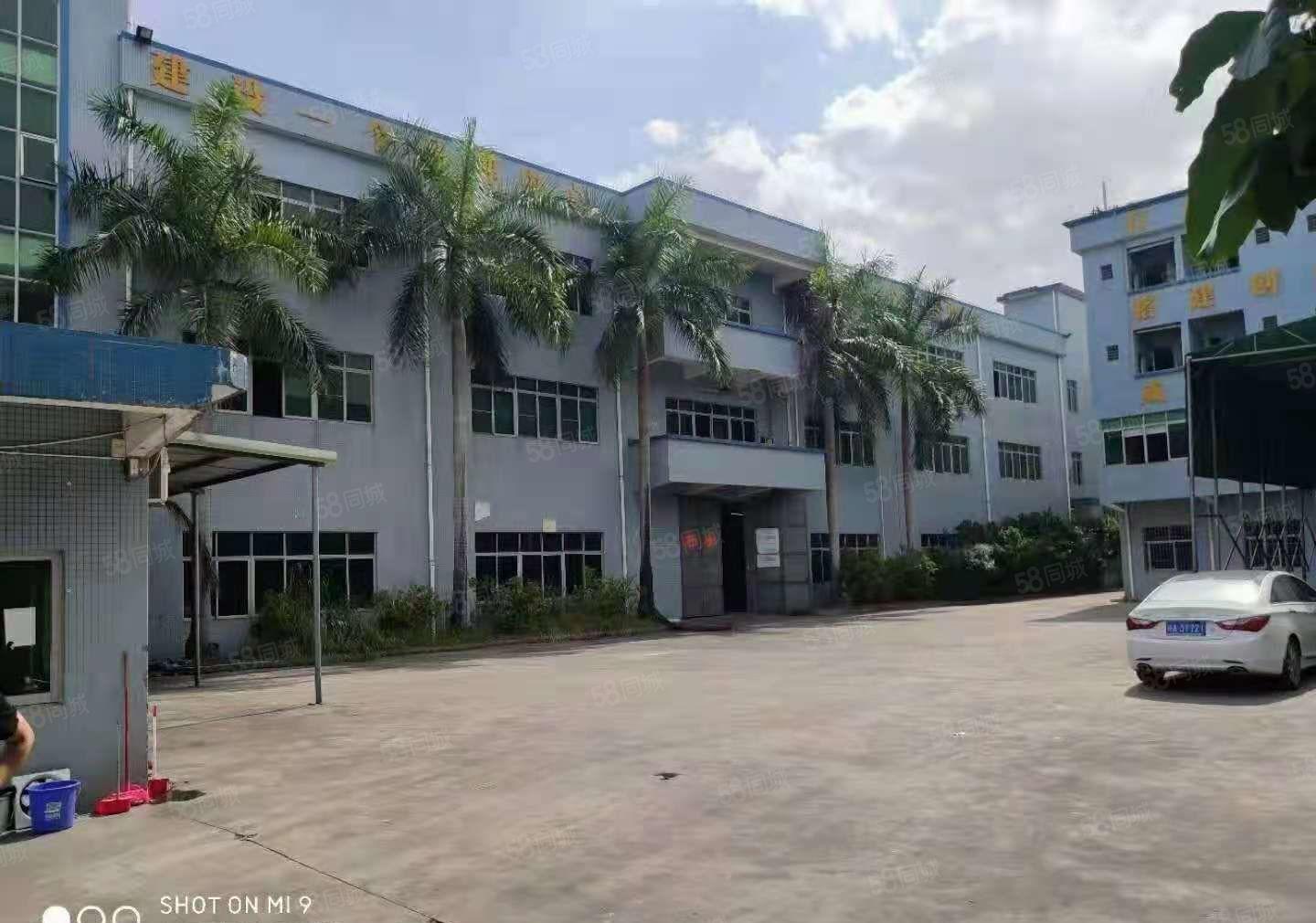 花园式独院厂房10000平方，宿舍20000，办公1800平