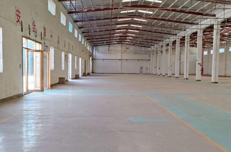 寮步镇仅租18.8平方1000方松湖大道边上厂房低价招租