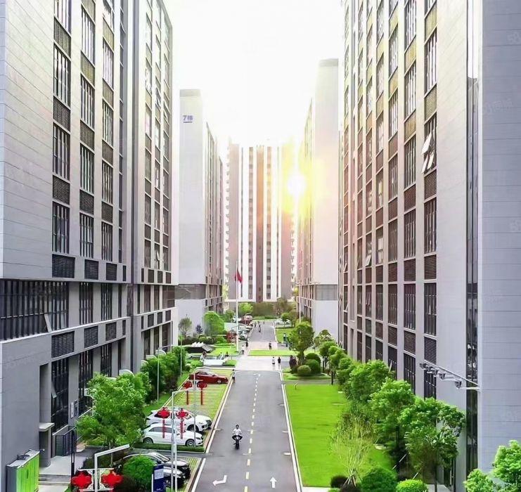 东莞全新现楼红本厂房！红本！全新！现楼！物业费1.5！方圆