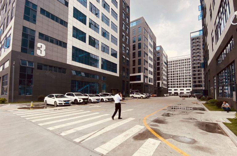 东城南城原房东全新厂房13元200平起分无公摊厂房仓库招租