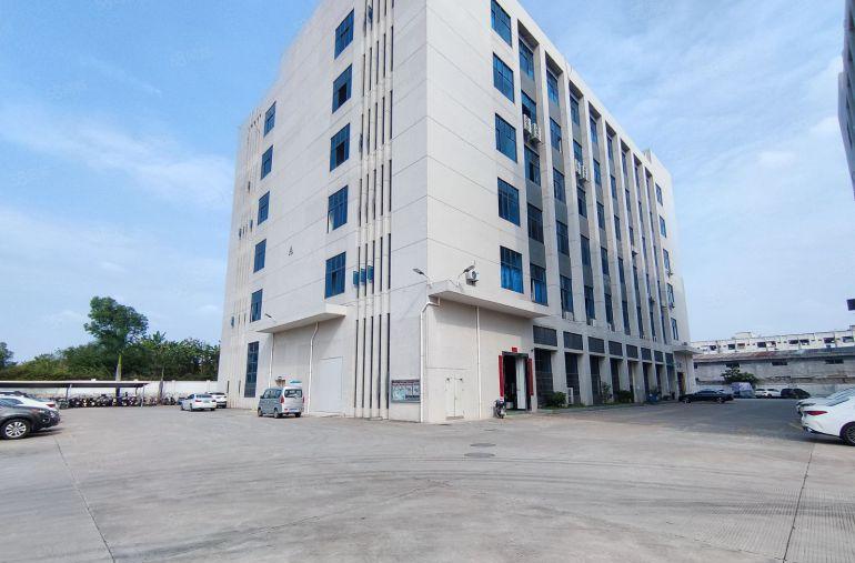 东城原房东标准厂房一楼1500平8米高带牛角，适合各行各业