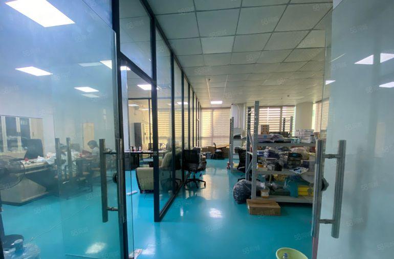 东莞大朗大型工业园楼上3500平精装修厂房出租形象好靠近高速