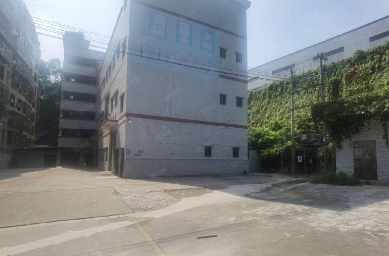 凤岗车站附近）凤岗新出原房东2000平方米独院厂房出租