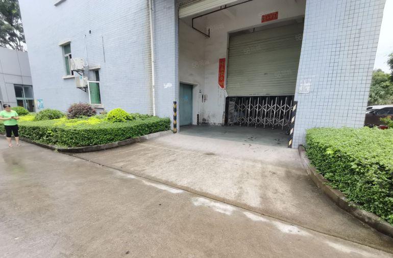 低价出租楼上厂房5000平可整租可分租500平起分租