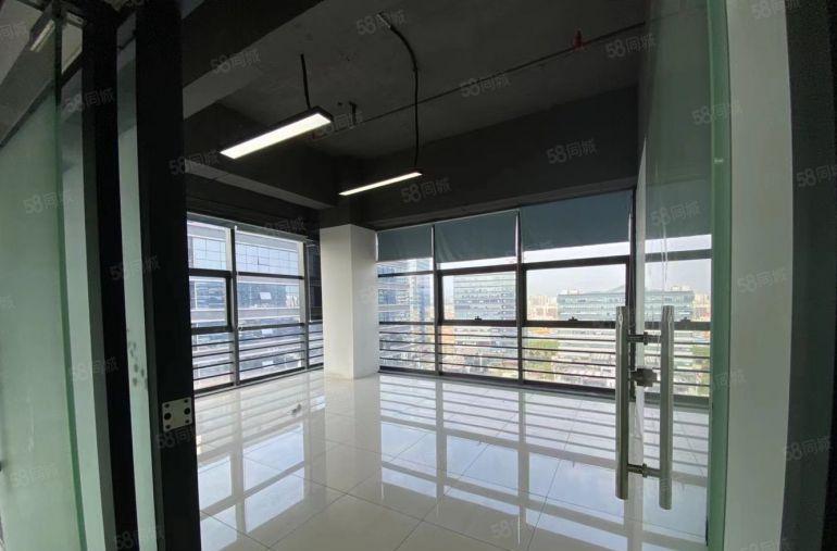 凤岗雁田天安数码城精装修，业主直租无中介