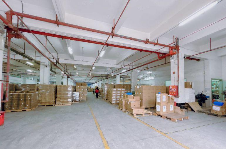 原房东独院厂房可分层出租）凤岗油甘铺新出2000平米厂房出租