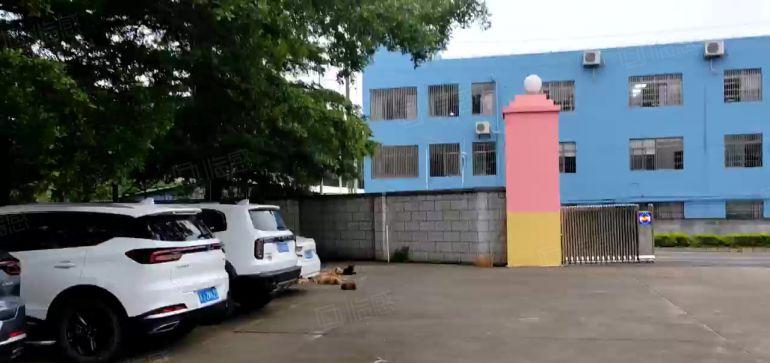 凤岗金凤凰工业园.原房东独门独院一楼分租1500平方可办环评