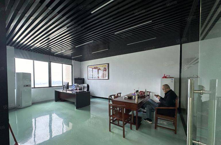 无尘车间！凤岗雁田一房东楼上2000平带精装修低价厂房出租