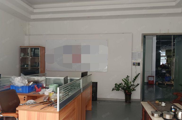 凤岗五联原房东带办公室装修标准厂房一楼1500平出租现成水电