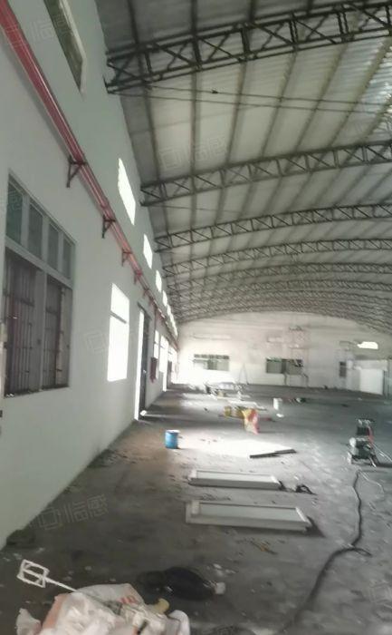 凤岗独院原房东钢构厂房出租层高7米3500平出租