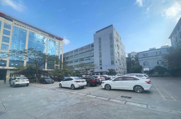 凤岗五联一手房东实际面积出租，现成水电办公室