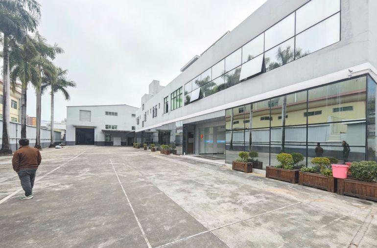 凤岗金凤凰独院租金18元4500平原房东厂房出租现成装修