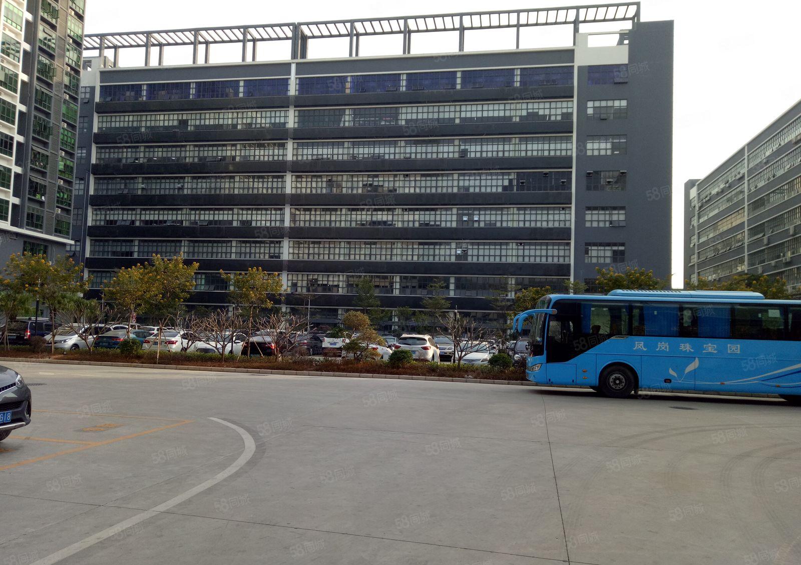 凤岗楼上新出1200平方厂房火爆招租