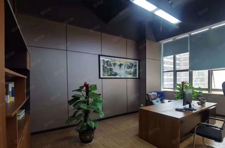 凤岗雁田新出楼上2600平厂房仓库出租，现成装修拎包生产