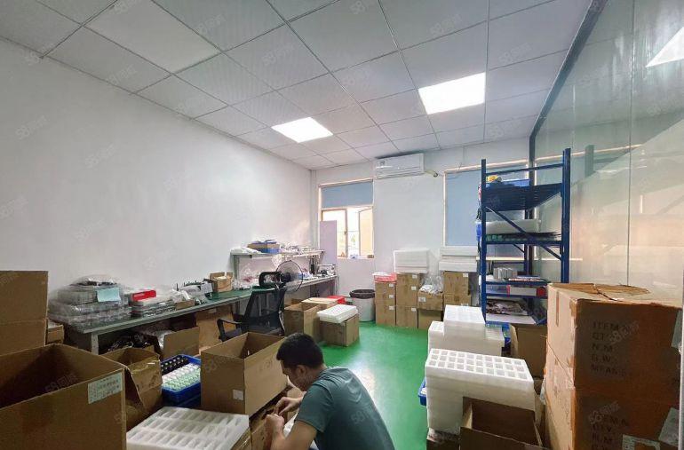 凤岗油甘埔南岸村原房东新出3楼600平方，精装修附近好招工