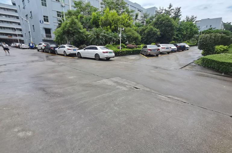 低价出租楼上厂房5000平可整租可分租500平起分租